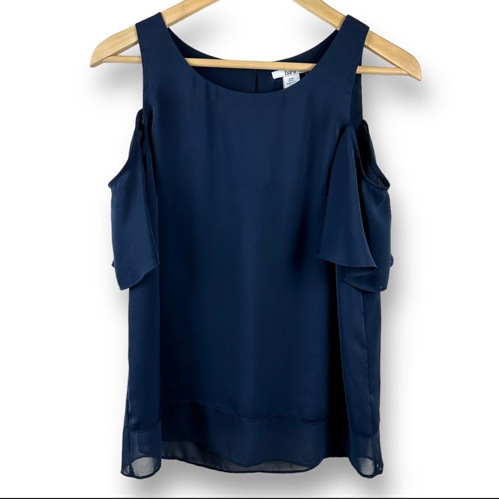 Bar III navy blue cold shoulder short sleeve top size M